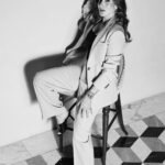 Dina El Sherbiny Instagram - “She2o” is now in Saudi Arabia ! 🤗🤗 Now in all cinemas🥰🥰 From our shoot in Riyadh with @soma_photography19 My Stylist : @islam.mitwally Jumpsuit : @miojofficial