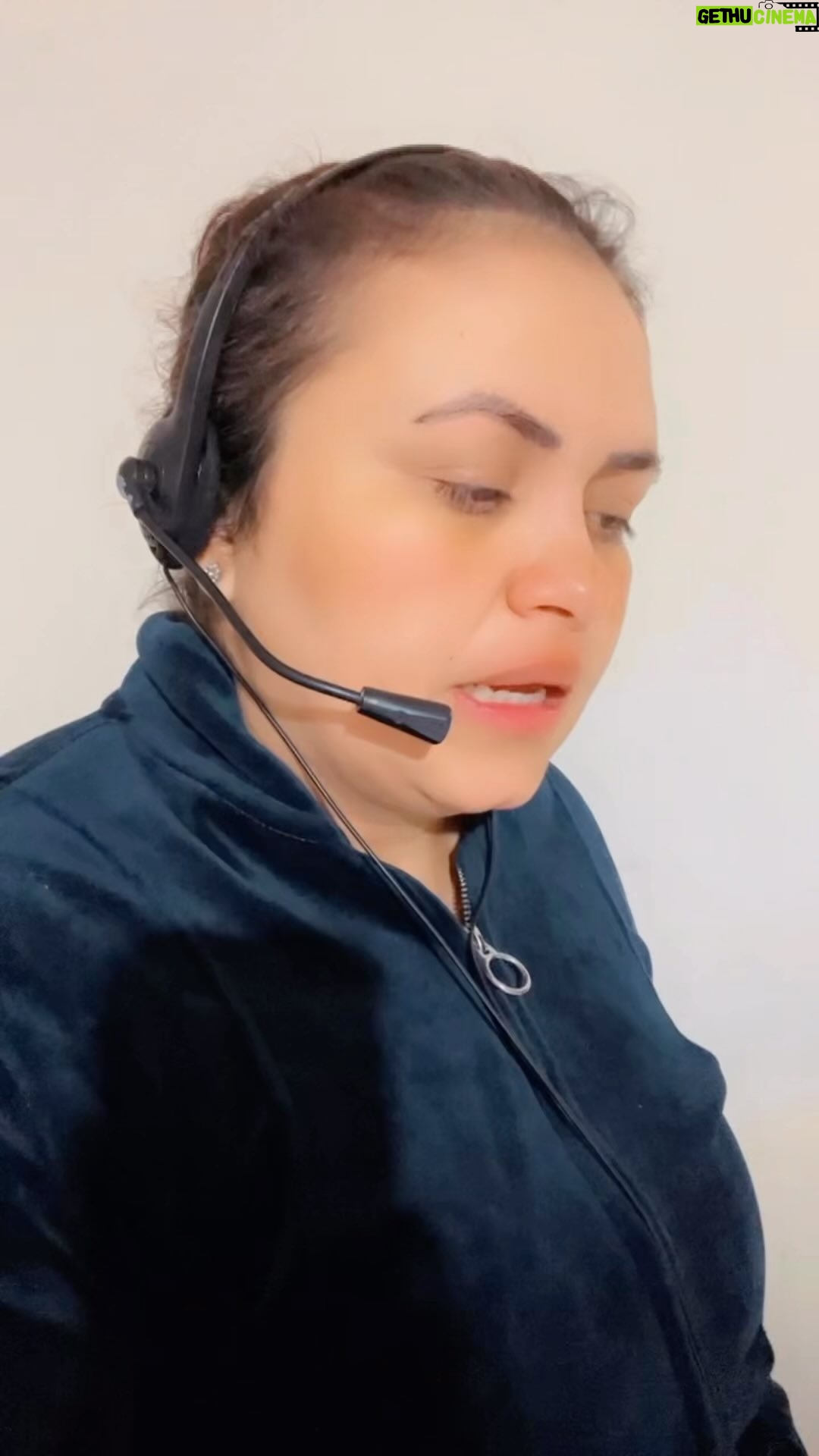 Dinah Moraes Instagram - Todo mês é a mesma coisa…