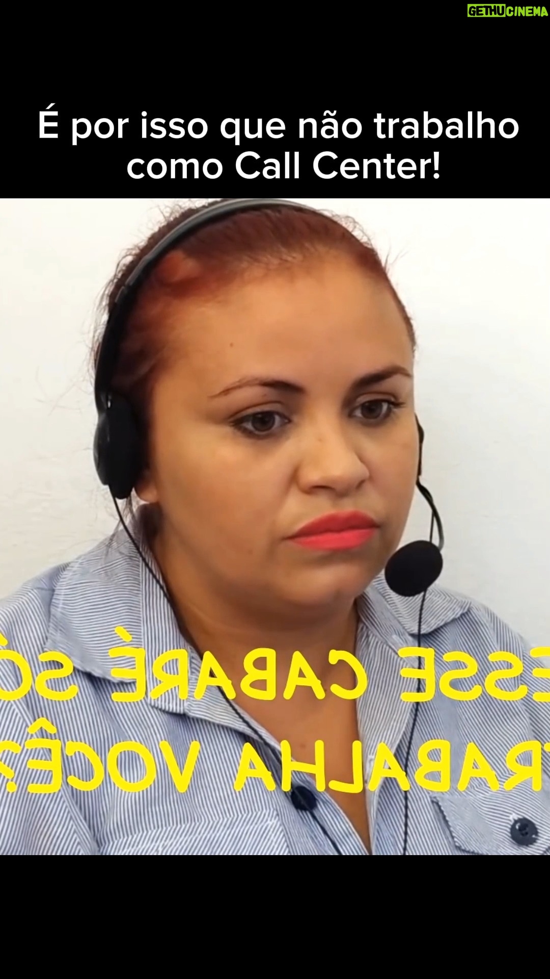 Dinah Moraes - 48.8K Likes - SituaƧƵes de Call Center! #humor #humorbrasil