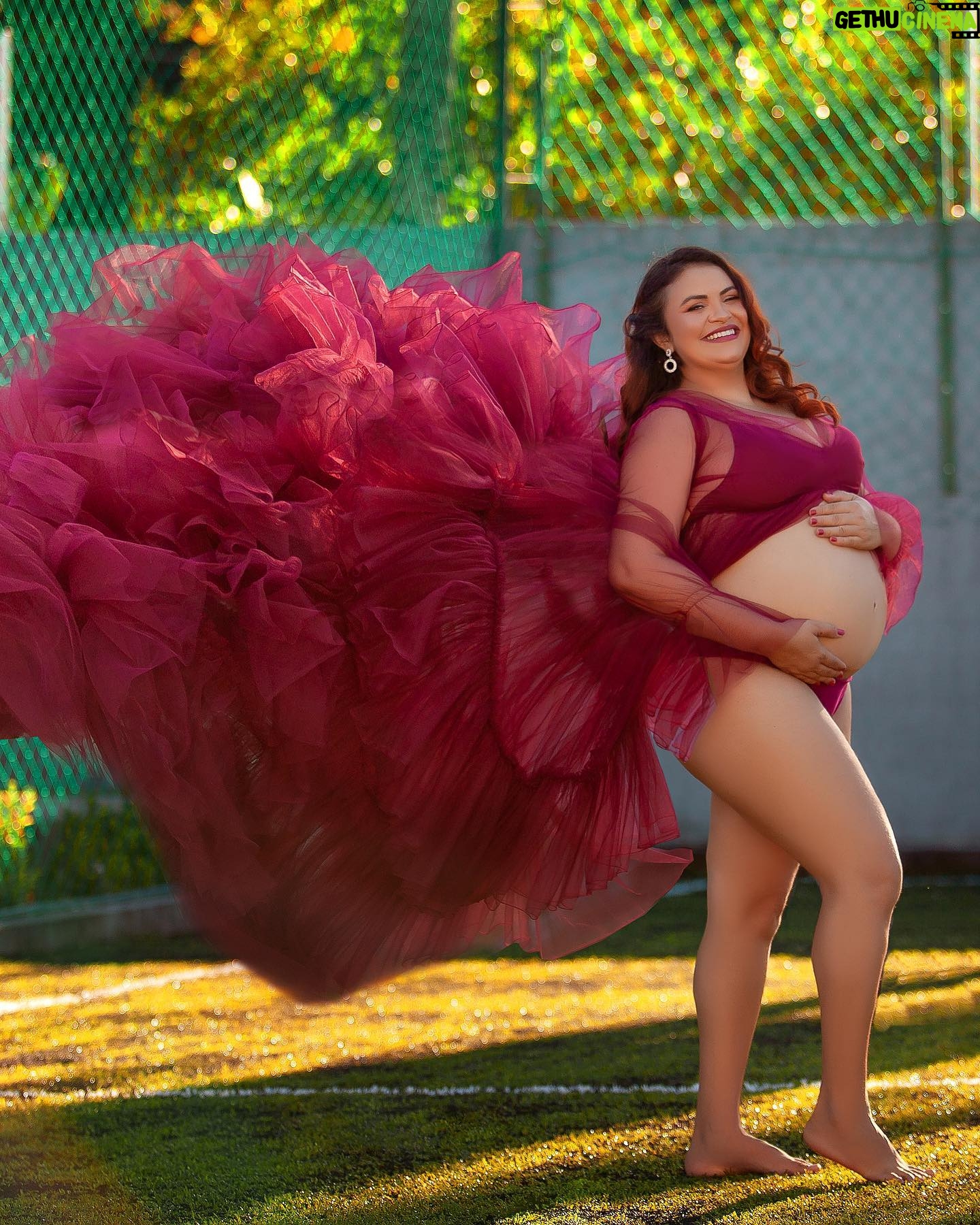 Dinah Moraes - 141.5K Likes - Eu escolhi a @megaphoto.ra pra fazer minhas fotos e nĆ£o me arrependo! Eles arrasaram demais! š«¶š¼š§”