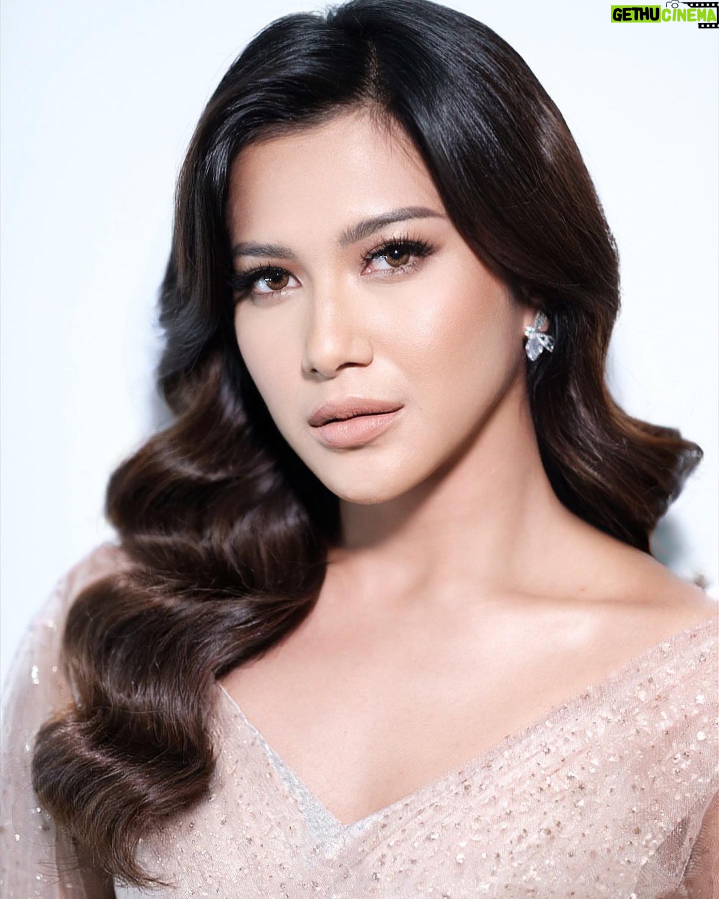 Dita Fakhrana Instagram - You deserve to feel beautiful ♥️