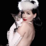 Dita Von Teese Instagram - Since it’s #nationalcatladyday … @mademewsellevonteese and me by @sanchezzalba