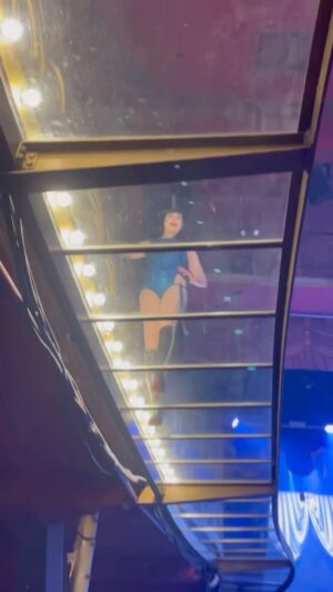 Dita Von Teese Instagram - Walking on the famed #FoliesBergere glass runway is daunting, to say the least. Vintage glass tiles encased in raised metal, occasionally shifting underfoot… and if I got too close to the “safe” edge, my ankles grazed the lightbulbs. 

Those @foliesbergere_officiel #showgirls of the past surely had an expert coach for this advanced glamour assignment.  For the Folies revues in the #50s, the seats underneath the glass runway were the most coveted. 

After being granted permission to try this, I didn’t dare inquire about the level even higher above the stage… and certainly did not ask about the swing that came out of the ceiling once upon a time! 😳

Merci to the team at Folies Bergère for getting the ladder out and indulging me. 💋💋