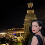 Dita Von Teese Instagram - Merci, @montecarlolive 🥂 I’m filled with gratitude for these showbiz experiences that go far beyond my wildest dreams. Thank you to @junziarts and my entire team for making these incredible moments possible. Next stops are Milano, Bordeaux, Lisboa, Berlin, Geneva, and more. dita.net/shows/ 📷 @alekpalinski