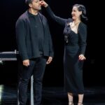 Dita Von Teese Instagram – @davidblaine is sew good!
Ab-sew-lutely the best. 

#davidblaine #LasVegas
📷 @kabikphotogroup