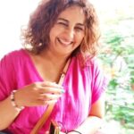Divya Dutta Instagram - Happy #worldlaughterday !! Thankyou to all those who give me these magical moments...to just laugh heartily..hanste rahein. Dil se.