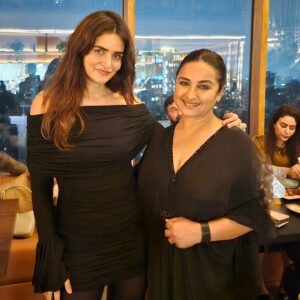 Divya Dutta Instagram - Dear @gabriellademetriades , thankyou for inviting me to a delightful eve at @megumibandra ..an absolutely amazing host!! Lovely catching up with @rampal72 
@shibaniakhtar 
@razylivingtheblues 
@sufisoul 
And my dear @sunaeyaa how amazingly have you curated the menu..lipsmacking delicious. My bests to u n #amitpal .