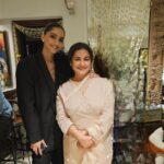 Divya Dutta Instagram - And with the lovely @sonamkapoor ..