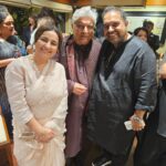 Divya Dutta Instagram - One of my most memorable evenings.has to be.Javed saabs bday..had all the wit humour and laughter..and thankyou dearest @anilskapoor ( missed taking a pic together in our conversation) and @kapoor.sunita for being the most amazing hosts..forvthat divine food and the warmth. And its always my utmost delight to meet you @azmishabana18. P.s @sonunigamofficial Tusi kamaal ho!! Love ya.