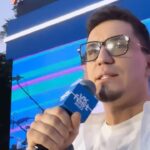 Dmitriy Maslennikov Instagram - Наконец-то я получил ответ на вопрос «Здесь кто-нибудь есть?!»😂 Владивосток❤️ @vk_fest едет дальше а я продолжаю его вести✌️ @sidorkov тоже раздаёт