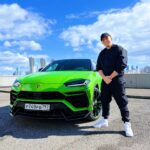Dmitriy Maslennikov Instagram - Что ж… начинаем выбирать🔥 это не тачка а ракета, мне нравится… но такое чувство, что не моя машина🤔 последняя фотка, кстати, самая чёткая