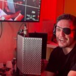 Dmitriy Maslennikov Instagram - Это не будущий трек, это не будет дописываться или записываться адекватно😂 это просто 1 дубль не сведённой записи, которая мне показалась атмосферной, и просто быстренько накиданный текст на те темы, которые волнуют. Потому что решение «куда шагнуть и по какому пути пойти» всегда самое сложное… и надо понимать, что любой вариант приведёт и к плюсам и к минусам в любом случае