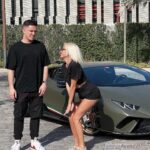 Dmitriy Maslennikov Instagram - Два дебила - это сила 🤪 Отмечай в комментах своего крейзи-беста 👇🏼⚡️