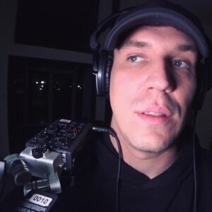 Dmitriy Maslennikov Instagram - На днях мы откроем этот год с похода в одно из самых паранормальных мест востока! Я три года пытался снять видео в этом месте, но это было строго запрещено! Только благодаря титаническим усилиям @arutmain нам дали разрешение на ночевку! И мы стали ПЕРВЫМИ людьми в истории, кому это официально разрешили сделать! Так что огромный респект Аруту! Поддержите его и напишите слова благодарности этому человеку за то, что он так сильно впрягся ради моего контента!