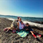 Doğa Rutkay Instagram - Büyüklerimizin ellerinden , küçüklerimizin gözlerinden öperiz, iyi bayramlar 🫶🏻♥️