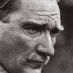 Doğa Rutkay Instagram - umudumu kaybettiğim her an; biliyorum ki izinden gidiyorum. bir tek o yolu biliyorum. ilelebet! #MustafaKemalAtatürk 🤍