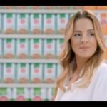 Doğa Rutkay Instagram - Türkiye’nin en bilinen un markası Söke ile güvene, tecrübeye, geleceğe dokun🤍 @sokeninlezzetleri #sökeun #reklamfilmi