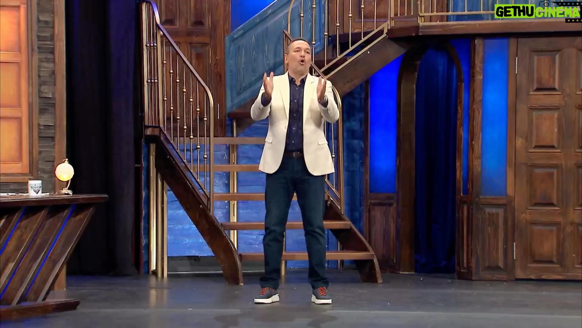 Doğa Rutkay Instagram - #güldürgüldürshow 10.yıl bu sezon yepyeni bölümleriyle 22 Ekim Cumartesi akşamı huzurlarınızda💫🫶🏻❤️