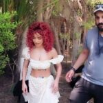 Dolly Shaheen Instagram - بنصور مسلسل مكسيسي في ست #دوللي_ست_البنات والا ايه يا شوبي 🤣🤣🤣🤣 stay tuned wait for my new clip soon #دوللي_ست_البنات Subscribe to my YouTube channel to watch it... love u Director @momen_youssef Dop mostafa ahmed Ex Producer @mohamedshehab664 Art director @ali.director Production manager @ahmed.soaody Production manager @anasedoon Make up @nada_alraey_mua Making @so.niic00_official Photo @wiz_studios Photo @mohamed_elsaed28