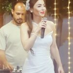 Dolly Shaheen Instagram - كل سنة وانتم طيبين 🍾🍾🍾🍾 #حوش_الدلع #يا_حبيبتي_يا_امي #الملكة #دولي_شاهين #دوللي #دولي #دوللي_شاهين #ننه_هو #افراح_و_زينة #حكاية_بنت #الحاجة_داعيالك #سنة_سعيدة #queen #dollyshahine #dolly #ninna_hoo #afrahwzina #hekayet_bent