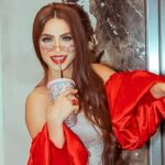 Dolly Shaheen Instagram – One of my favorite looks 🥰😍😍🥰🎊🎉

#يا_حبيبتي_يا_امي #الملكة #دولي_شاهين #دوللي #دولي #دوللي_شاهين #ننه_هو #افراح_و_زينة #حكاية_بنت  #الحاجة_داعيالك
#queen #dollyshahine #dolly #ninna_hoo #afrahwzina #hekayet_bent