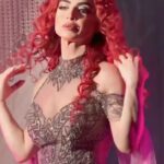 Dolly Shaheen Instagram – مساء الفل….. 🥰🥰🥰🥰🥰

#يا_حبيبتي_يا_امي #الملكة #دولي_شاهين #دوللي #دولي #دوللي_شاهين #ننه_هو #افراح_و_زينة #حكاية_بنت  #الحاجة_داعيالك
#queen #dollyshahine #dolly #ninna_hoo #afrahwzina #hekayet_bent