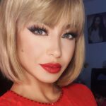 Dolly Shaheen Instagram - La mujer en rojo ❤️❤️❤️❤️❤️ Lady in red 🥰🥰🥰🥰 #يا_حبيبتي_يا_امي #الملكة #دولي_شاهين #دوللي #دولي #دوللي_شاهين #ننه_هو #افراح_و_زينة #حكاية_بنت #الحاجة_داعيالك #queen #dollyshahine #dolly #ninna_hoo #afrahwzina #hekayet_bent