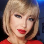 Dolly Shaheen Instagram - La mujer en rojo ❤️❤️❤️❤️❤️ Lady in red 🥰🥰🥰🥰 #يا_حبيبتي_يا_امي #الملكة #دولي_شاهين #دوللي #دولي #دوللي_شاهين #ننه_هو #افراح_و_زينة #حكاية_بنت #الحاجة_داعيالك #queen #dollyshahine #dolly #ninna_hoo #afrahwzina #hekayet_bent