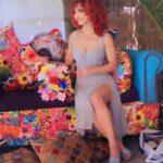 Dolly Shaheen Instagram - More n more Tomorrow at 8 pm a new cut بكرا الساعة ٨ مساءا كات جديدة #دوللي_ست_البنات #حوش_الدلع #يا_حبيبتي_يا_امي #الملكة #دولي_شاهين #دوللي #دولي #دوللي_شاهين #ننه_هو #افراح_و_زينة #حكاية_بنت #الحاجة_داعيالك #سنة_سعيدة #queen #dollyshahine #dolly #ninna_hoo #afrahwzina #hekayet_bent