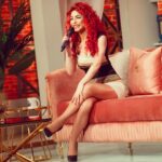Dolly Shaheen Instagram - كانت حلقة حلوة جدا يا حبيبتي @heba_elsisy ربنا يوفقك ومن نجاح لنجاح... يا بنتي اني طويلة اوي مش ممكن حرام عليكي 🤪😜 تسلم ايدك يا محمود عالصور دي @mahmoudsamyph I love u dear مساء الفل..... 🥰🥰🥰🥰🥰 #يا_حبيبتي_يا_امي #الملكة #دولي_شاهين #دوللي #دولي #دوللي_شاهين #ننه_هو #افراح_و_زينة #حكاية_بنت #الحاجة_داعيالك #queen #dollyshahine #dolly #ninna_hoo #afrahwzina #hekayet_bent
