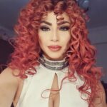 Dolly Shaheen Instagram - It's never late for a very merry Christmas 🎅 🎄 ❤️ and happy new year 🎉 😊 ✨️ كل سنة وانتم طيبين 🍾🍾🍾🍾 #حوش_الدلع #يا_حبيبتي_يا_امي #الملكة #دولي_شاهين #دوللي #دولي #دوللي_شاهين #ننه_هو #افراح_و_زينة #حكاية_بنت #الحاجة_داعيالك #سنة_سعيدة #queen #dollyshahine #dolly #ninna_hoo #afrahwzina #hekayet_bent