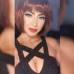Dolly Shaheen Instagram - Which #look is ur #favorite 🤔👀🤪 اي لوك بتفضلوا... من دون تحيز للبلدي 🤣🤣😜🤪 #يا_حبيبتي_يا_امي #الملكة #دولي_شاهين #دوللي #دولي #دوللي_شاهين #ننه_هو #افراح_و_زينة #حكاية_بنت #الحاجة_داعيالك #queen #dollyshahine #dolly #ninna_hoo #afrahwzina #hekayet_bent