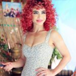 Dolly Shaheen Instagram - Tik tak tok ....few days left.... stay tuned wait for my new clip soon #دوللي_ست_البنات Subscribe to my YouTube channel to watch it... love u Director @momen_youssef Dop mostafa ahmed Ex Producer @mohamedshehab664 Art director @ali.director Production manager @ahmed.soaody Production manager @anasedoon Make up @nada_alraey_mua Making @so.niic00_official Photo @wiz_studios Photo @mohamed_elsaed28 @ahmed.medo.28
