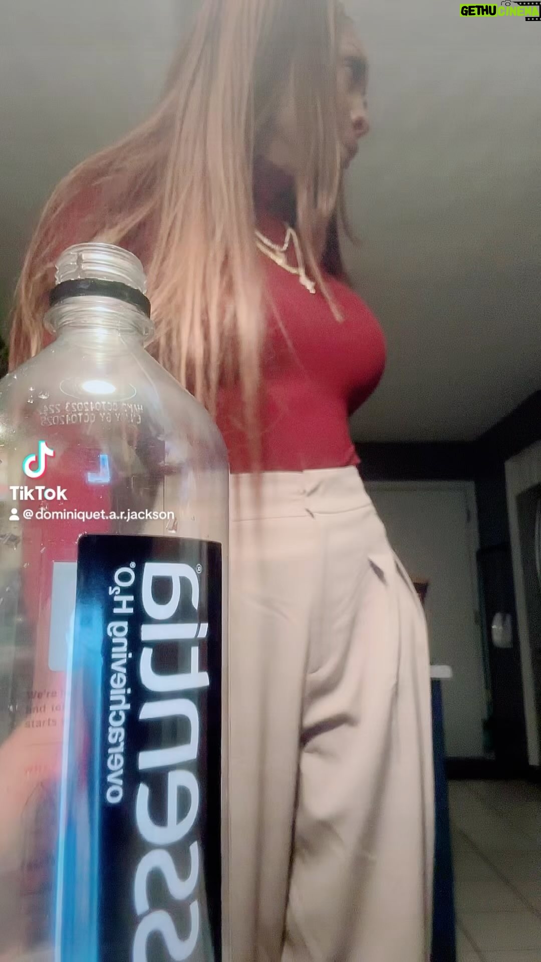 Dominique Jackson Instagram - @essentiawater #essentiapartner #livehonestly #liveauthentic #bethejoyyouseek #findyourhappy #hydrate #trinbagonian🇹🇹 #trinbago #tothineownselfbetrue