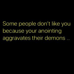 Dominique Jackson Instagram - 😂😂😂😂😂😂😂😂
Repost: @tytryone ⚠️⚠️⚠️⚠️

My fav is the last slide😂😂😂😂😂😂😂
#livehonestly #liveauthentic #liveandletlive #tothineownselfbetrue