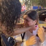 Donia Samy Instagram – كل سنة وانتي اختي وصحبتي وبنتي وكل حاجة طيبة ف الدنيا ♥️
كل سنة وانتي اللي جواكي هو هو اللي براكي وبموت فيكي ♥️
في حجات كتير اوي انتي عرفاها ومهما اقول مش هعرف اوصفها ♥️
كل سنة وانتي معايا يا ندوشة 🥰♥️
بحبك ♥️