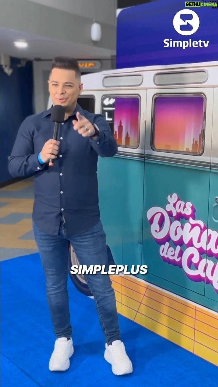 Dora Mazzone Instagram - Risas y entretenimiento es lo que trae Las Doñas del Cafetal, del director de Papita, Maní, Tostón🤭🤣 ¡Disfruta de Las Doñas del Cafetal en Simpleplus, la app de Simpletv, gratis para todos los clientes! #lasdoñasdelcafetal #simpletv #simpleplus #series