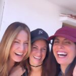 Dora Mazzone Instagram - ¿Cómo ver Las Doñas del Cafetal? Las Doñas del Cafetal es una serie original de Simpletv que estará disponible para sus clientes en la aplicación de streaming Simpleplus. Al mantener activo tu servicio Simpletv ya puedes acceder a la aplicación, sin costo adicional, solo debes ingresar a Simpleplus desde tu dispositivo de preferencia usando las mismas credenciales que utilizas para acceder a Mi Simple. El primer capítulo ya esta disponible en el canal *Simpleplus* de la App, ubicarlo es muy fácil, lo encontraras en los destacados apenas ingreses o usando el buscador de la aplicación colocando “Doñas del Cafetal”, y lo mejor de todo es que lo podrás ver cuando quieras y desde donde quieras. Cada domingo estrenaremos un capítulo nuevo. ¡No te lo pierdas! Para más información, ingresa en el enlace que te dejamos acá: https://www.simple.com.ve/serie-donas-del-cafetal/
