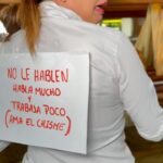 Dora Mazzone Instagram – Mis compañeros me aman 🙃

¿Por qué tengo la sospecha de que algo está pasando y yo no sé? 🤔

¿Ustedes saben algo? 🧐

El que calla es cómplice. Cuéntenme 👇🏼

@pancumbres