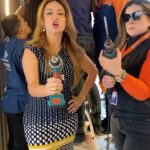 Dora Mazzone Instagram – Cuando soy la #griseldablanco y exijo respeto a la gente que me instala los aires…. 😂😂😂

Un poco de broma para viernes de cuerpo sabio 💃🏻 

#hoyesviernesyelcuerpolosabe #humor

A mis amigos de @elyservice los recomiendo siempre

Asómate a la cuenta y entérate de todos los servicios que ellos ofrecen!

#doramazzone