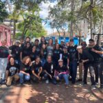 Dora Mazzone Instagram - ¡Gente de cine venezolano! 🎬🇻🇪 Esta semana nos dedicamos a hacer una de las cosas que más nos gusta hacer: CINE 🇻🇪 Y en esta ocasión de la mano de @soymariale y todo un equipazo de profesionales de la industria. En Venezuela hemos hecho películas inolvidables que han ganado premios en festivales nacionales e internacionales. Y que además han gozado del disfrute del publico en general! Hacer cine en nuestro país es más apasionante que complicado y es tan divertido y entretenido que nos alegramos muchísimo cuando alguien toma la iniciativa de hacer una película nuestra 🍿 Nuestra querida María Alejandra Martín realizó un guión a 6 manos junto destacados escritores entre ellos @roncayolomalena y @thaelmanurgelles Y nada más el título ya es muy ocurrente y criollo. #zuassefuelaluz Ahora estamos filmando el #teaser con el que vamos a trabajar para cumplir con otro de los requisitos para el desarrollo del proyecto: conseguir el financiamiento 🤑 Para eso, el equipo de producción junto a la directora están trabajando para lograr las alianzas y el esquema de inversión! Por ahora el cartel ya vende: 😄 @macarelo297 (Mary Carmen Regueiro) @doramazzone @emilioloveraof ( Emilio Lovera) @taniasarabia (Tania Sarabia) @rpadillarequena (Rolando Padilla) @amilcar13rivero ( Amilcar Rivero) @luigisciamanna (Luigi Sciamnna) @charlylocote @claudiamercedesrojas ( Claudia Rojas) @esalansuarez (Alan Suárez) @soymariale Y todo un equipo técnico de primera línea y muy VENEZOLANO 🇻🇪🇻🇪🇻🇪 yessssss!!!! Ni hablar del equipo de siempre que ya es familia: @rharcaya @francisnovoa_ y @oscarreinaldo.escobar (Vestuario, maquillaje) En Barquisimeto la hemos pasado genial con las atenciones y los servicios pero en especial con el calor humano y la alegría de la gente! Nos hicieron sentir EN CASA tanto en el hotel @ecoboutiqueplazahotel como en el colegio de abogados frente a la plaza Jacinto Lara Mención aparte la bellísima gente de @cielo.ccs y @cieucab que se unieron al proyecto de manera súper profesional y apasionante! Trabajaremos juntos!!!! #ahmundo #naguará #naguara ¡Pronto les contaremos más!