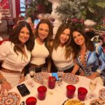Dora Mazzone Instagram - Celebrando el cumpleaños de nuestra @mariantoduque en nuestro rest favorito @furore.ristorante Por muchos años más de salud, alegrías, amistad y grandes momentos en donde estemos siempre sonreídas y felices! Salud 🥂 #cumpleaños #mariantoduque #parati #momentos