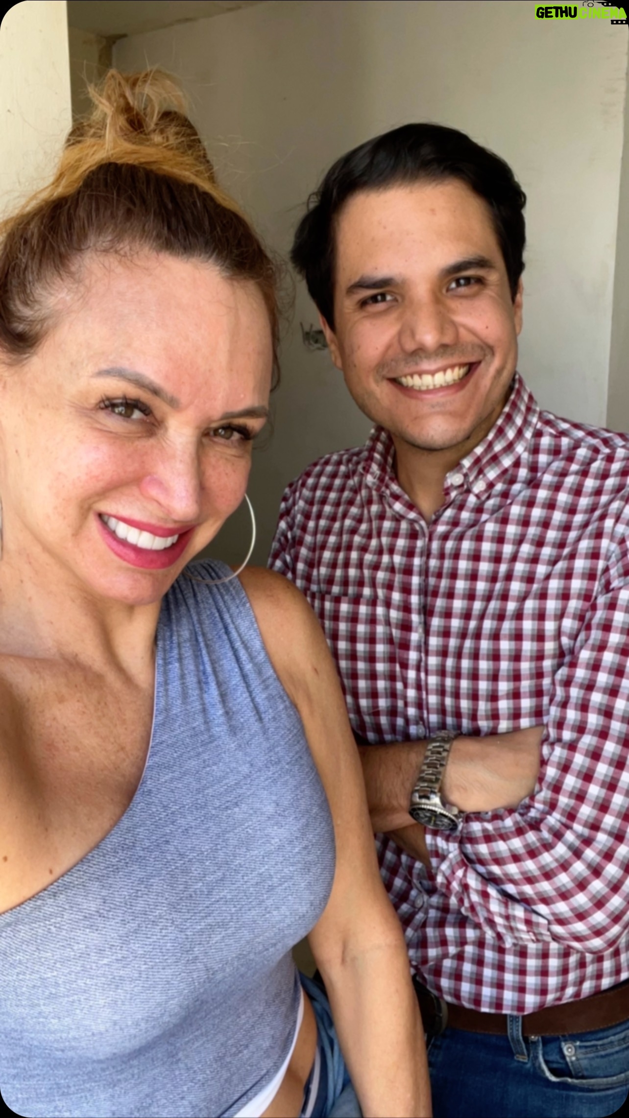 Dora Mazzone Instagram - Hoy está cumpliendo años mi querido @daniloarquitecto 🎂🎁 Es un maravilloso ser humano y tremendo profesional! El verdadero arquitecto de sueños! Es de esos panas que tú quieres tener para toda la vida porque sabes que cuentas con el! Vayan y me lo felicitan ok? Feliz cumple mi Dany querido… por muchos años más de amistad! Dios te colme de Salud, Abundancia y más alegrías en tu vida! Te quiero ❤️ #cumpleañosDanilo #amistad #amordelbueno