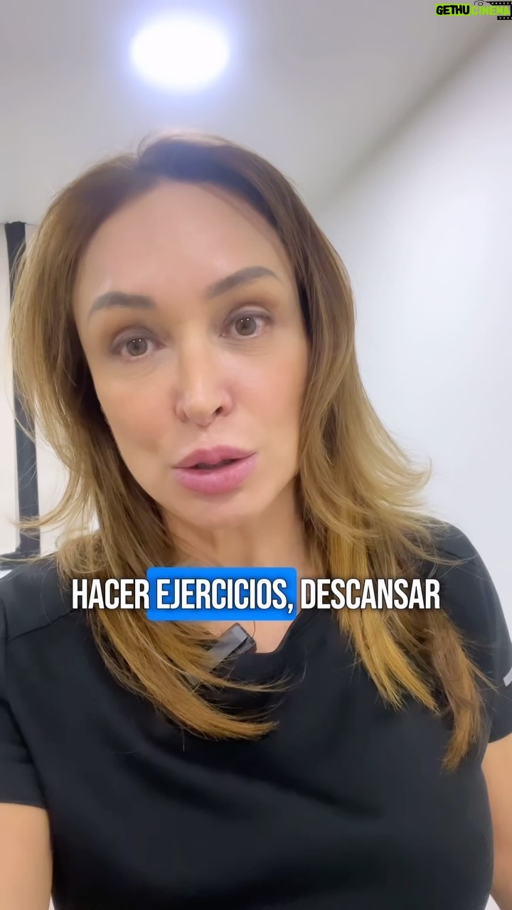 Dora Mazzone Instagram - Muchachas bellas… por aquí mi secreto 🤫 Entre varios de los tratamientos que me hago para la piel del rostro esta vez me hice el NCTF, (busca la siglas en Google para que sepas qué significa)….el cual les recomiendo porque el resultado me encantó. Son VITAMINAS y es de mis tratamientos favoritos! 🤩 🧖♀️ ¡Gracias por hacerme sentir tan bien Aldana Láser! @aldanalaserve