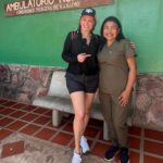 Dora Mazzone Instagram - Celebrando con las mujeres de Canaima 🇻🇪 Siempre que vengo a Canaima me sorprendo.. còmo ha crecido esta comunidad y como sigue avanzando el proyecto de desarrollo turístico en toda la localidad! 🇻🇪🫶 Canaima tiene escuelas, instituciones, centros culturales y hasta la Sinfónica Canaima @sinfonica.canaima están construyendo su sede! 🇻🇪 Hoy decidimos salir en moto para conocer un poco más de la comunidad y para saludar a estas hermosas mujeres que se encargan de que todo esté en orden y de preservar su cultura ! ¡Son admirables! Vayan a mis historias 🏃 Por allá les cuento más de Canaima 🇻🇪 #doralaexploradora #canaima #venezuela