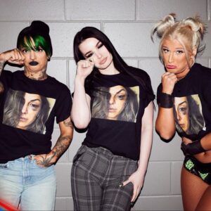 Dori Prange Instagram - Eat Shit 💚