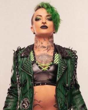 Dori Prange Instagram - 💚🖤