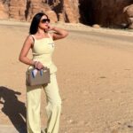 Dorra Instagram - A walk in nature walks the soul back home 🫶☀️ Two days in #alulamoments