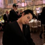 Doyoung Instagram – 😎#dgaltamoda @dolcegabbana