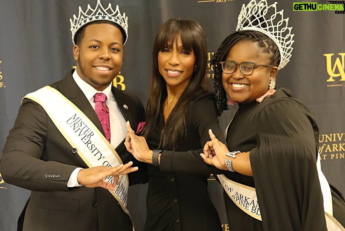 Dr. Jackie Walters Berry Instagram - Just getting a chance to post these pictures, but I want to again say thank you to @uapb for having me during Women’s History Month! I had such an amazing time. #drjackie #bravo #married2med #marriedtomedicine #uapb #womenshistorymonth